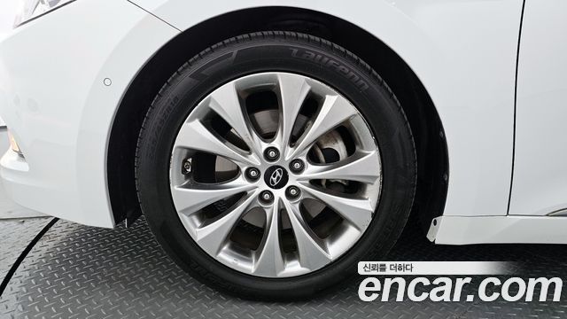 Hyundai Grandeur 2011 — photo 5