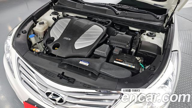 Hyundai Grandeur 2011 — photo 6