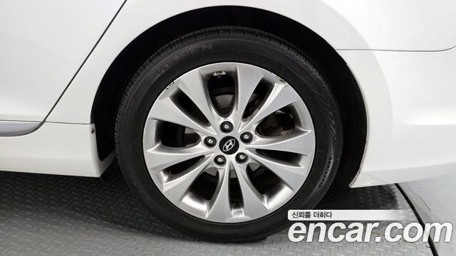 Hyundai Grandeur 2011 — photo 7