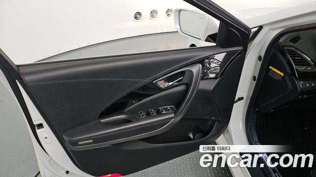 Hyundai Grandeur 2011 — photo 14