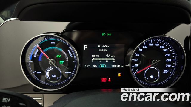 Hyundai Grandeur 2022 — photo 11