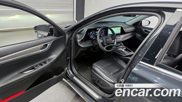 Hyundai Grandeur 2022 — photo 13