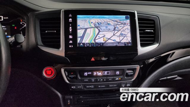 Honda Pilot 2017 — photo 12