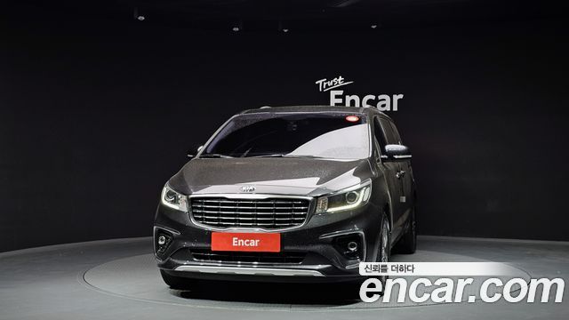 Kia Canival 2019 — photo 3
