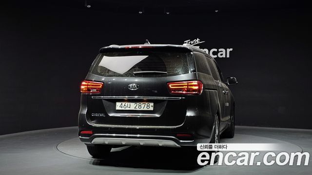 Kia Canival 2019 — photo 4