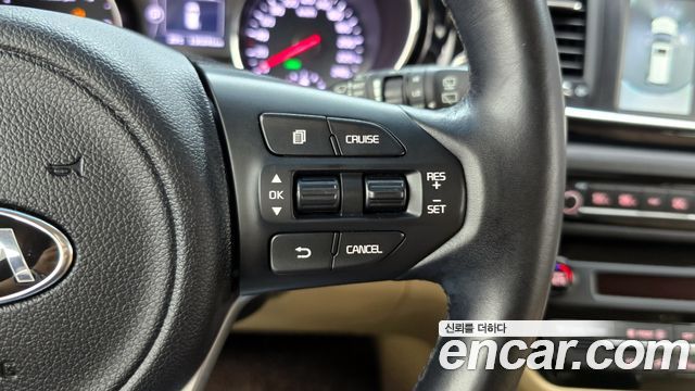 Kia Canival 2016 — photo 22