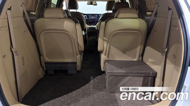 Kia Canival 2016 — photo 30