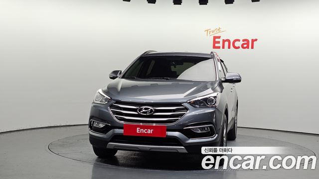 Hyundai Santafe 2016 — photo 3