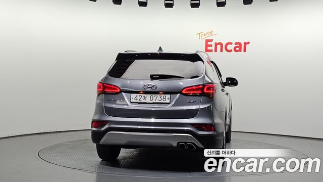 Hyundai Santafe 2016 — photo 4