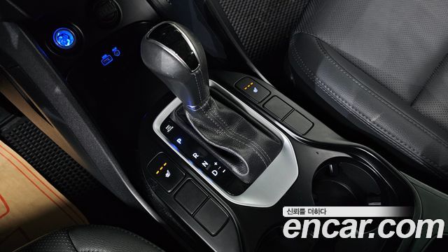 Hyundai Santafe 2016 — photo 9