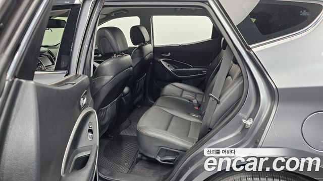 Hyundai Santafe 2016 — photo 12
