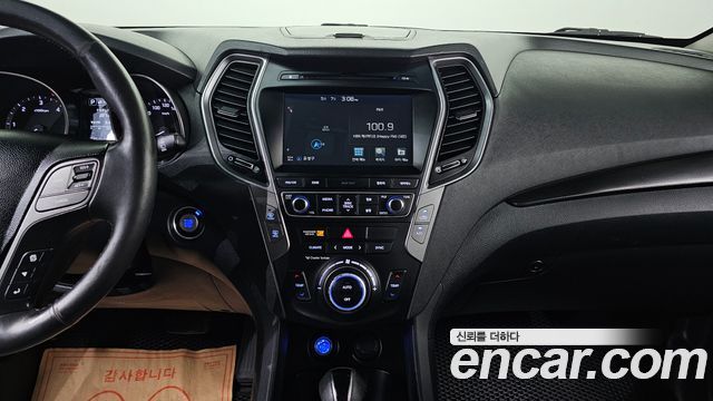 Hyundai Santafe 2016 — photo 16