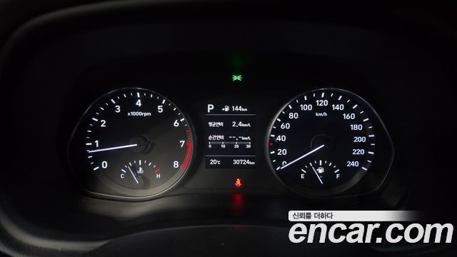 Hyundai i30 2018 — photo 8