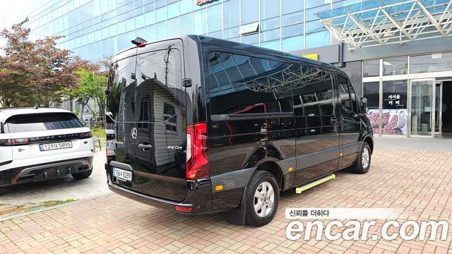 Mercedes-Benz Sprinter 2022 — photo 2