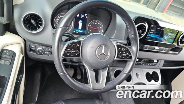 Mercedes-Benz Sprinter 2022 — photo 18