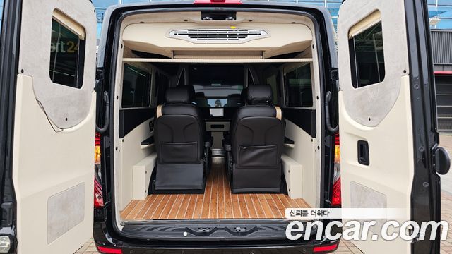 Mercedes-Benz Sprinter 2022 — photo 26