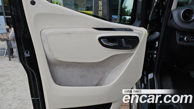 Mercedes-Benz Sprinter 2022 — photo 14