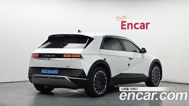 Hyundai Ioniq5 2023 — photo 2