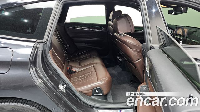 BMW Gran Turismo 2018 — photo 11