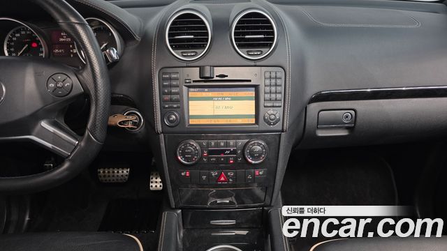 Mercedes-Benz M-class 2011 — photo 15