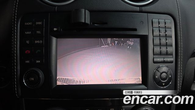 Mercedes-Benz M-class 2011 — photo 16
