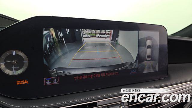 Lexus LS 2021 — photo 20