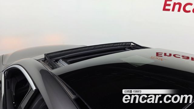 Lexus LS 2021 — photo 25