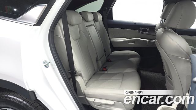 Kia Sorento 2022 — photo 11