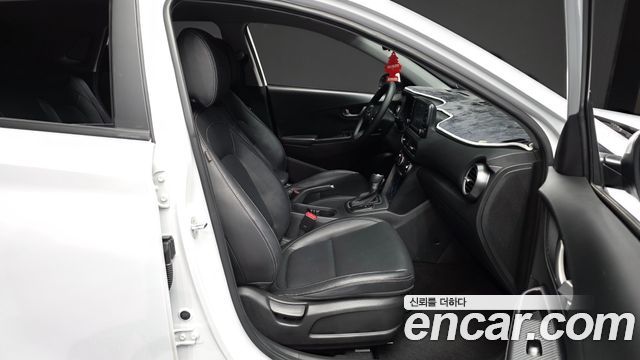 Hyundai Kona 2018 — photo 11