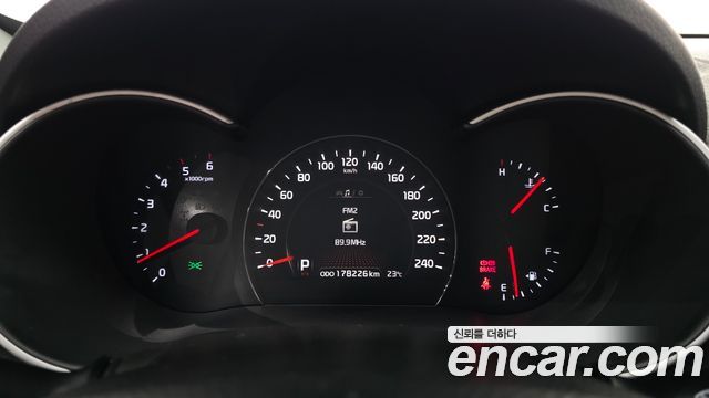 Kia Sorento 2014 — photo 11
