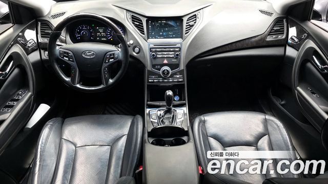 Hyundai Grandeur 2015 — photo 10