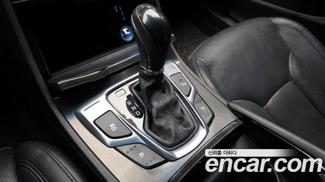 Hyundai Grandeur 2015 — photo 12