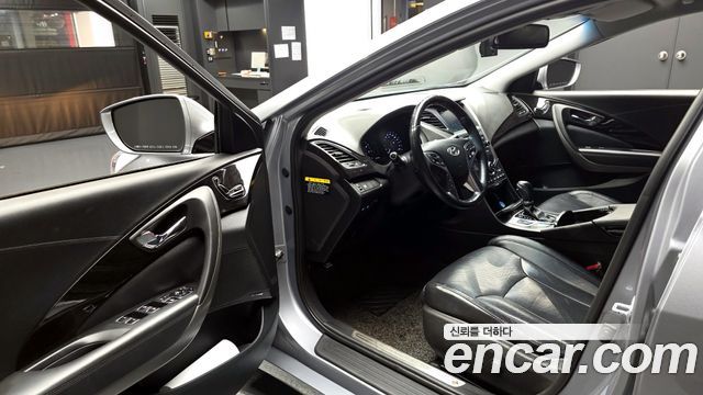 Hyundai Grandeur 2015 — photo 13