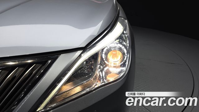 Hyundai Grandeur 2015 — photo 8