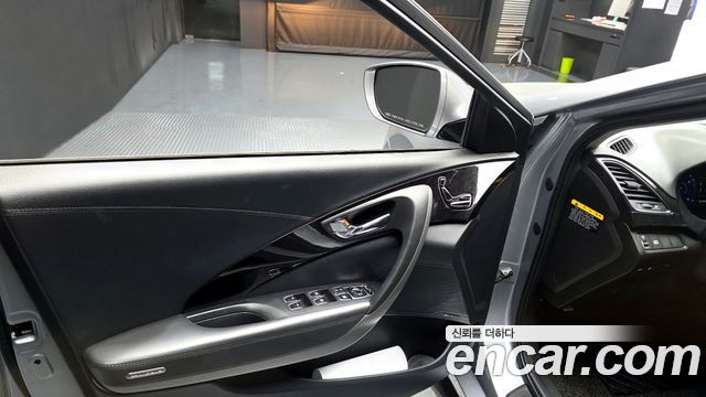 Hyundai Grandeur 2015 — photo 14