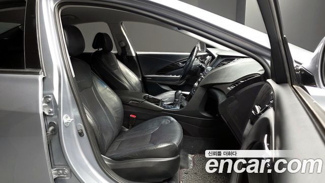 Hyundai Grandeur 2015 — photo 16