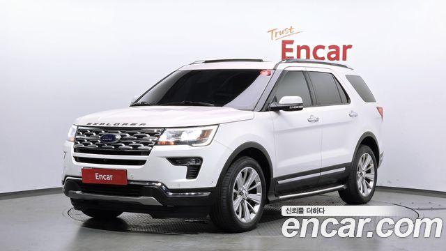 Ford Explorer 2019 — photo 1