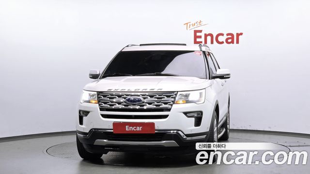 Ford Explorer 2019 — photo 3