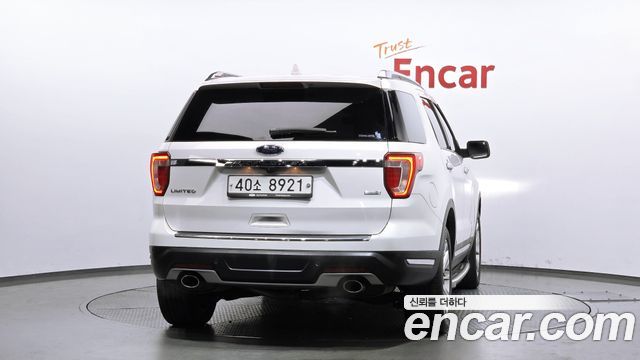 Ford Explorer 2019 — photo 4