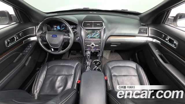Ford Explorer 2019 — photo 7