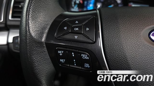 Ford Explorer 2019 — photo 17