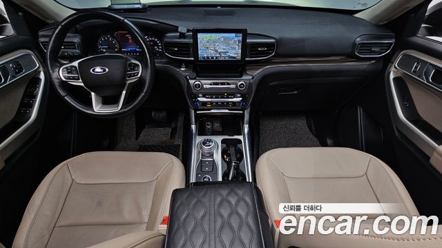Ford Explorer 2020 — photo 10