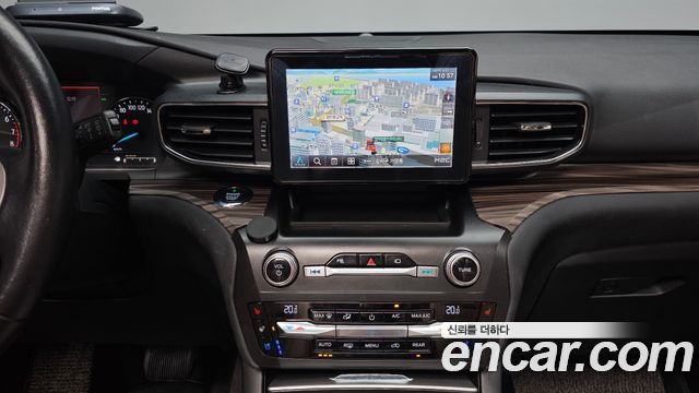 Ford Explorer 2020 — photo 19