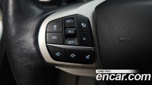Ford Explorer 2020 — photo 28