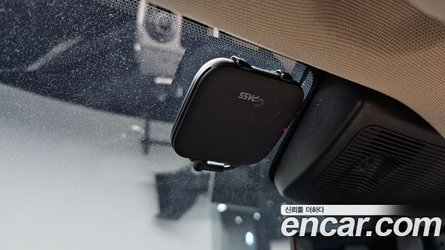 Ford Explorer 2020 — photo 32