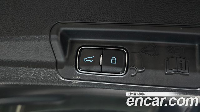Ford Explorer 2020 — photo 33