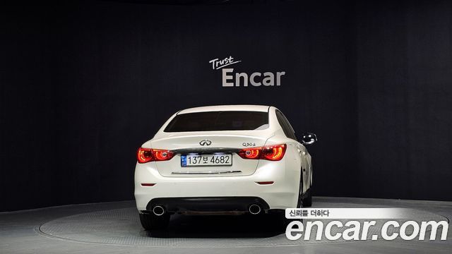 Infiniti Q50 2016 — photo 4