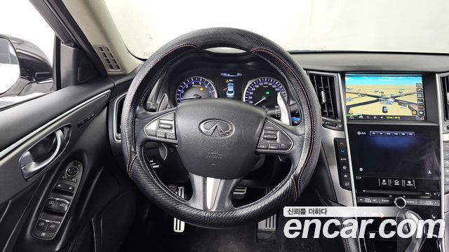 Infiniti Q50 2016 — photo 13