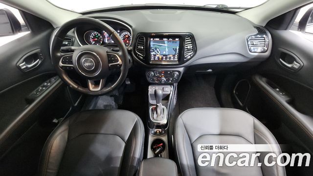 Jeep Compass 2021 — photo 10
