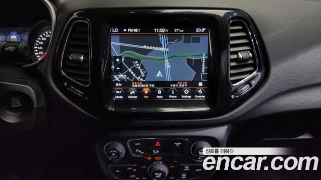 Jeep Compass 2021 — photo 19